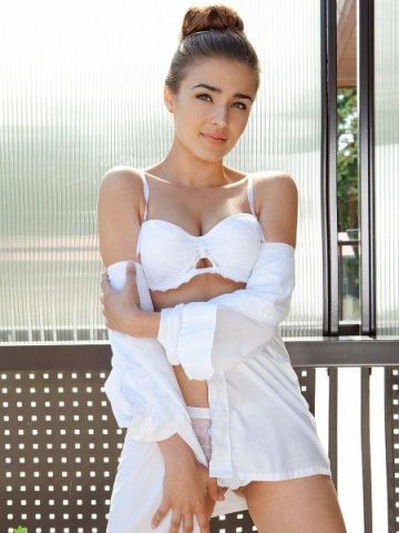 Полина